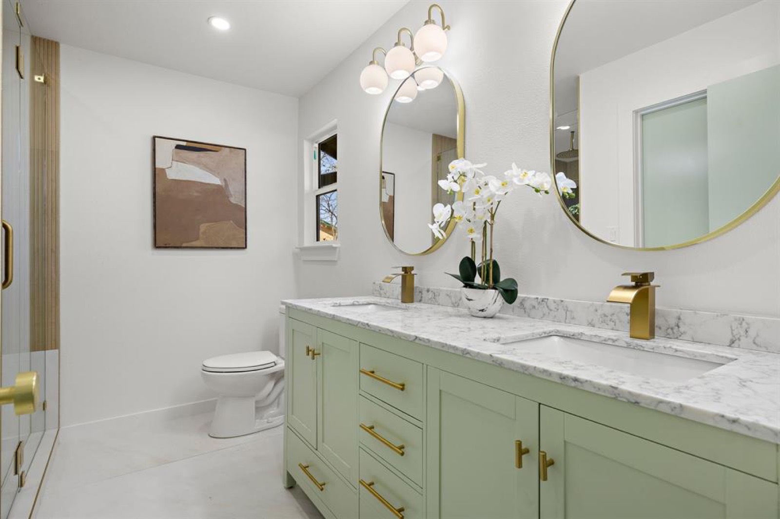 Primary bath, Cindy Lane