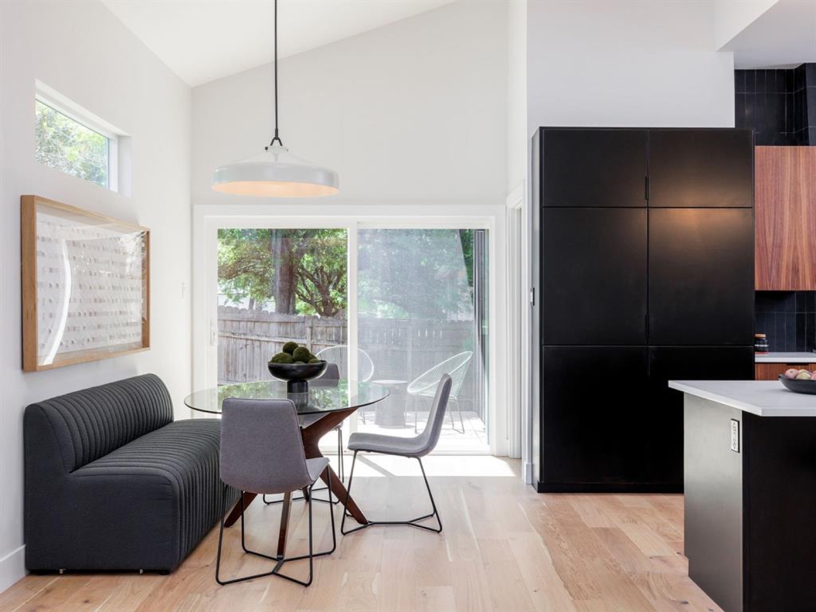 Dining, Roxanna Drive